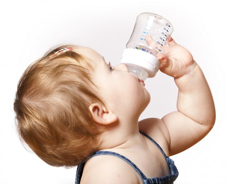 Как отучить ребенка много пить ночью (воду, компот) - советы родителям