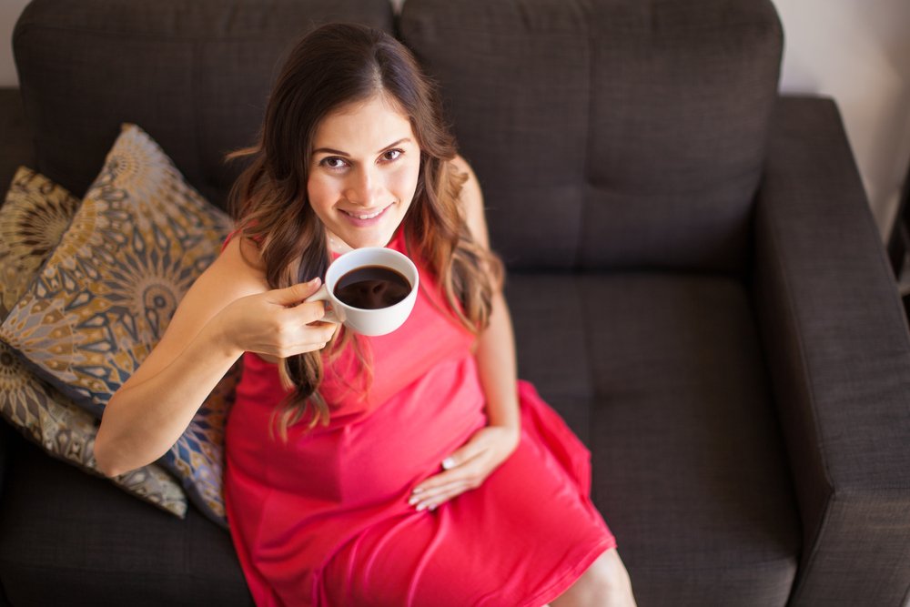 Пить кофе во время беременности: риски для здоровья